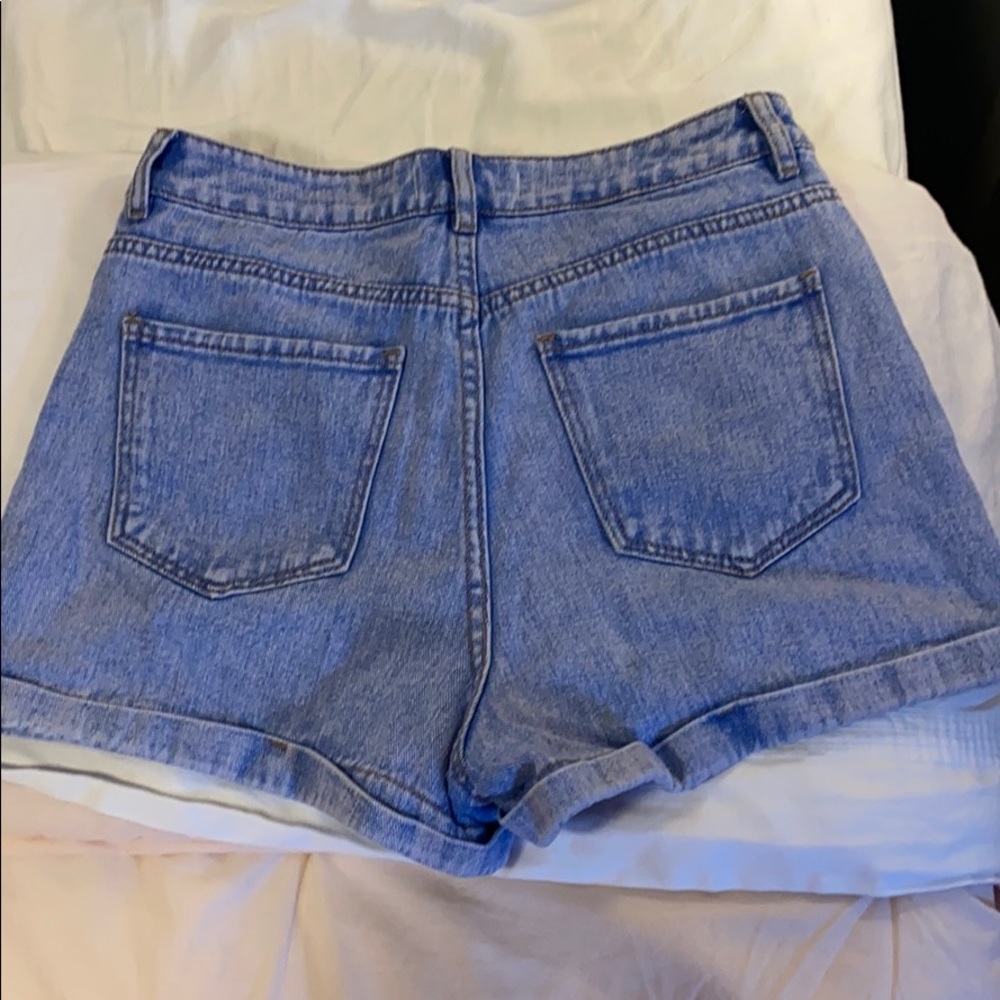 Size 28 PacSun Mom Short! - Picture 3 of 5